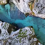 Apartma Boma בית נופש בובק